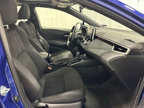 Used 2021 Toyota Corolla SE w/ SE Premium Package FWD image 60