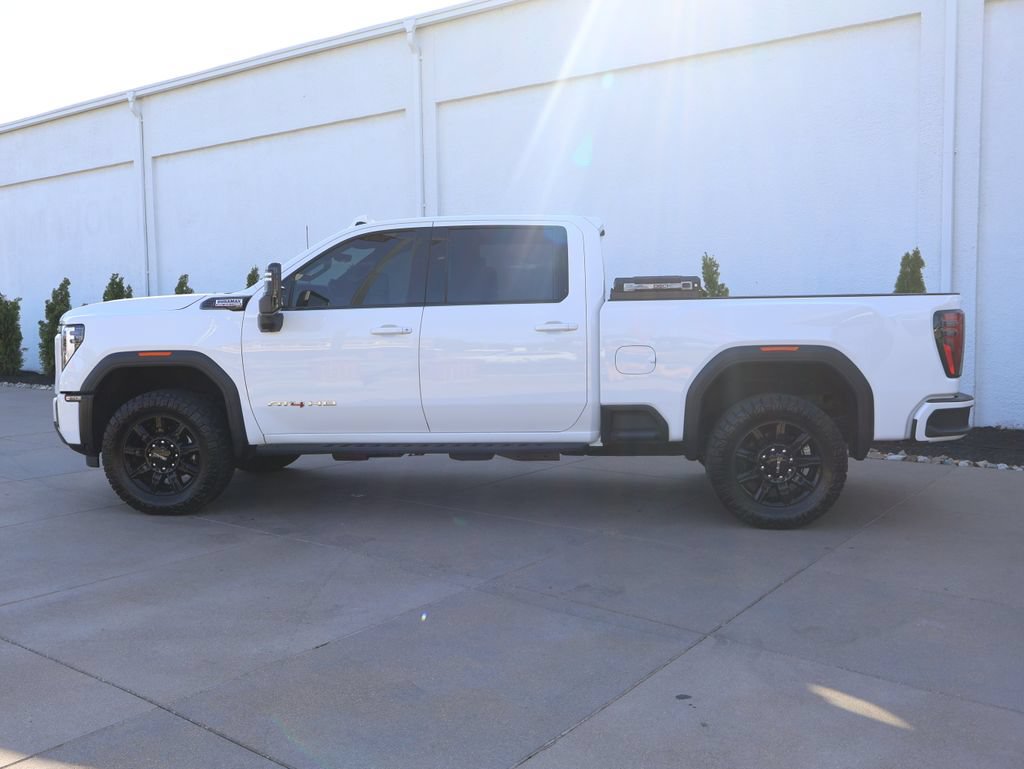 Certified 2024 GMC Sierra 2500 AT4 w/ AT4 Premium Plus Package AWD/4WD image 3