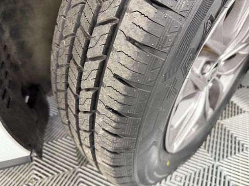 Used 2021 Toyota Sienna LE image 32