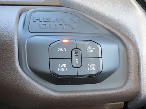 New 2025 RAM 2500 Laramie image 33