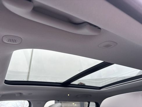 Used 2021 Jeep Grand Cherokee L Summit w/ Luxury Tech Group V image 22