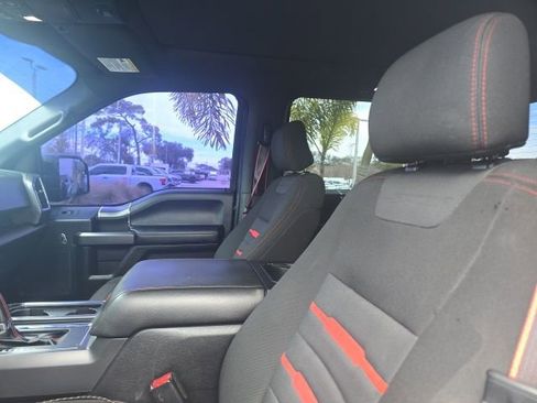 Used 2017 Ford F150 XLT w/ Equipment Group 302A Luxury image 8