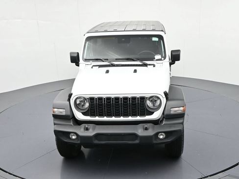 Used 2025 Jeep Wrangler Unlimited Sport AWD/4WD image 14