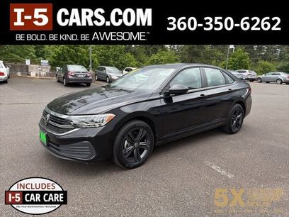 Certified 2023 Volkswagen Jetta SE w/ Panoramic Sunroof Package