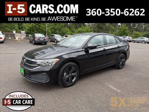 Certified 2023 Volkswagen Jetta SE w/ Panoramic Sunroof Package FWD image 1