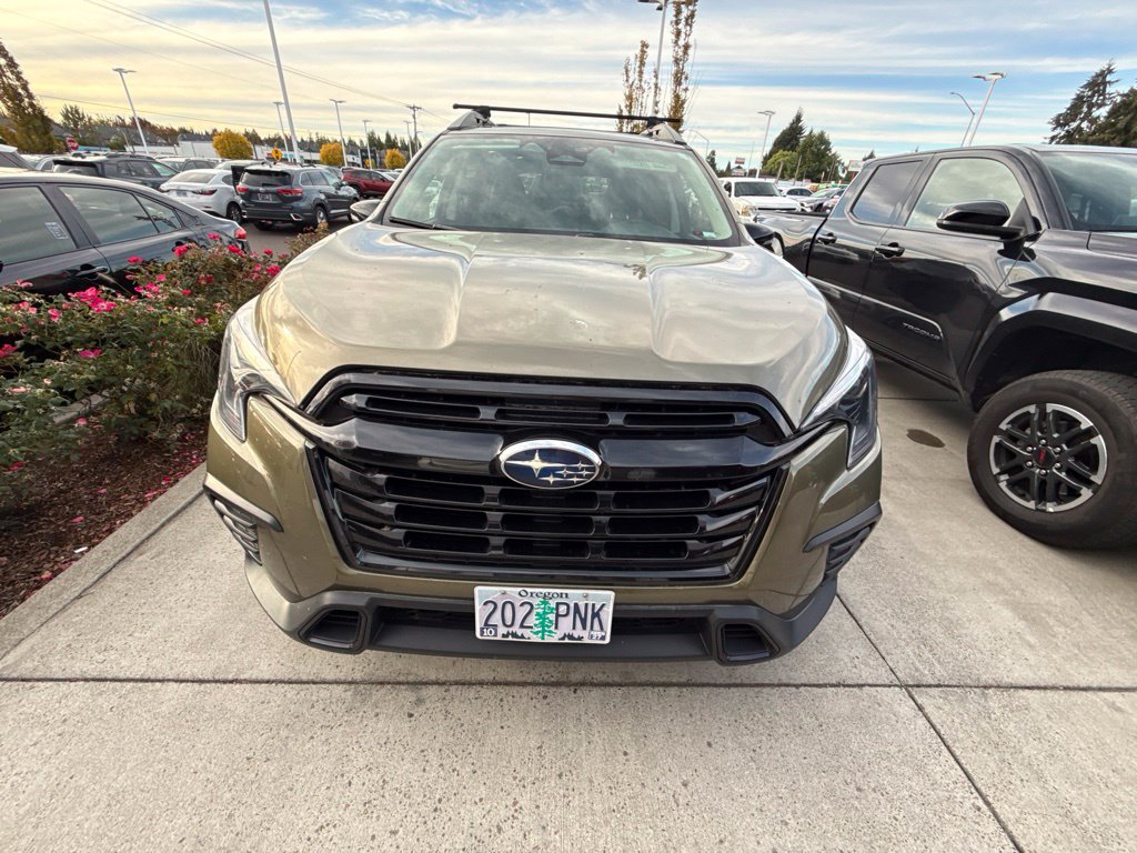 Used 2023 Subaru Ascent Onyx Edition AWD/4WD image 2
