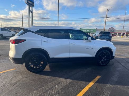 Used 2024 Chevrolet Blazer Premier w/ LPO, Black Grille Bar Package image 6