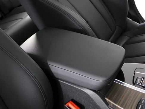 Used 2020 BMW X3 xDrive30i w/ Premium Package image 17