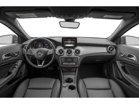 Used 2019 Mercedes-Benz GLA 250 image 9