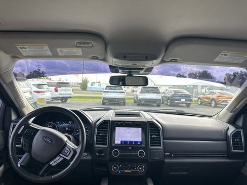 Used 2020 Ford Expedition Limited RWD image 9
