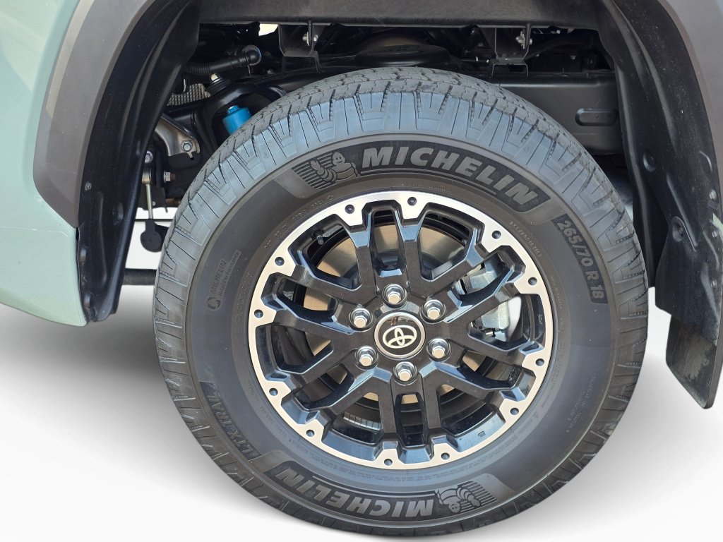 Used 2025 Toyota Tundra SR5 w/ TRD Off-Road Package AWD/4WD image 21