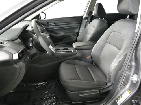 Used 2021 Nissan Altima 2.5 S FWD image 25