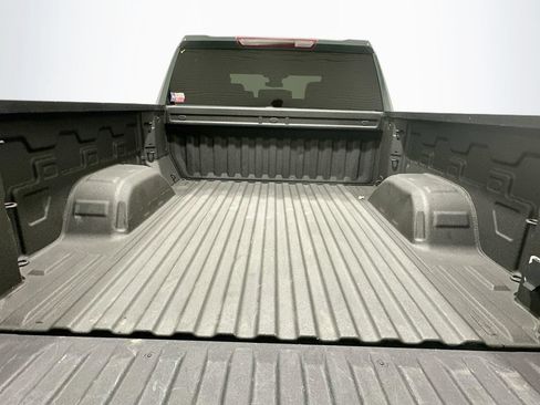 Certified 2025 Chevrolet Silverado 1500 LT RWD image 27