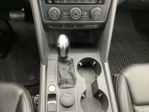 Used 2021 Volkswagen Atlas SE AWD/4WD image 28