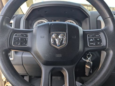 Used 2015 RAM 1500 Classic SLT AWD/4WD image 20