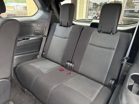 Used 2018 Nissan Pathfinder S image 18