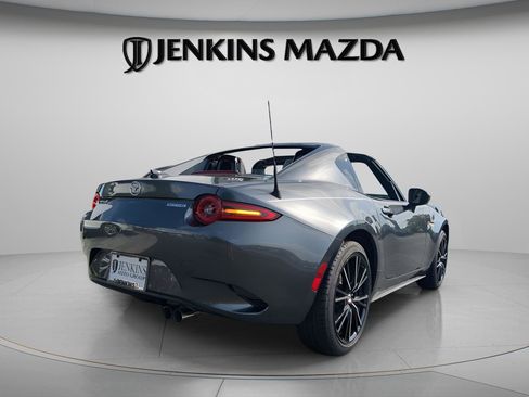 Used 2024 MAZDA MX-5 Miata RF Grand Touring image 6
