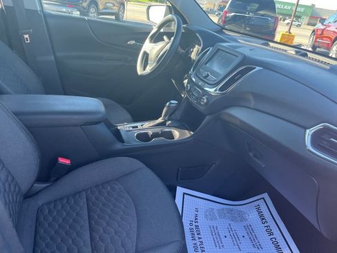 Used 2018 Chevrolet Equinox LT image 27