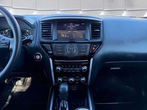 Used 2020 Nissan Pathfinder S image 15