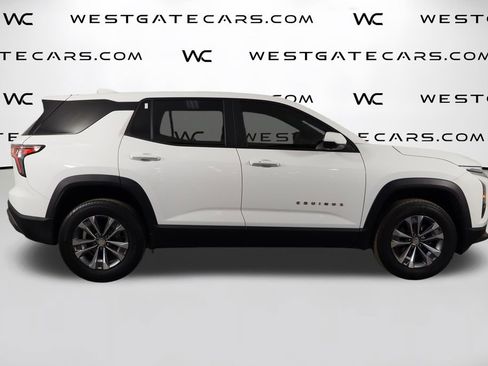 Used 2025 Chevrolet Equinox LT w/ Safety and Technology Package image 43