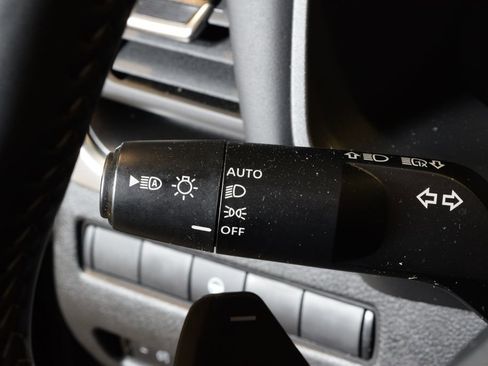 Used 2026 Nissan Rogue SV w/ SV Premium Package AWD/4WD image 19