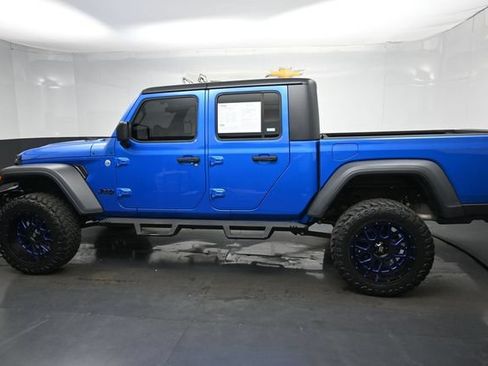 Used 2020 Jeep Gladiator Sport w/ Quick Order Package 24S AWD/4WD image 32