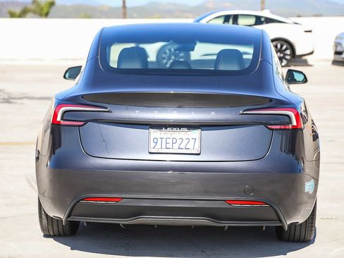 Used 2025 Tesla Model 3 Long Range image 6