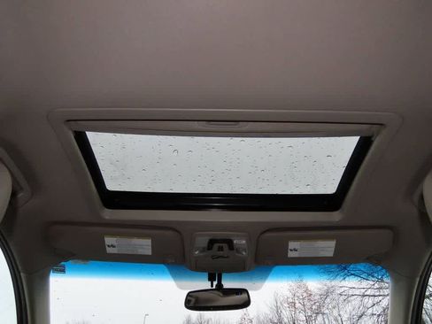 Used 2017 Toyota Sienna XLE w/ XLE Navigation Package image 24