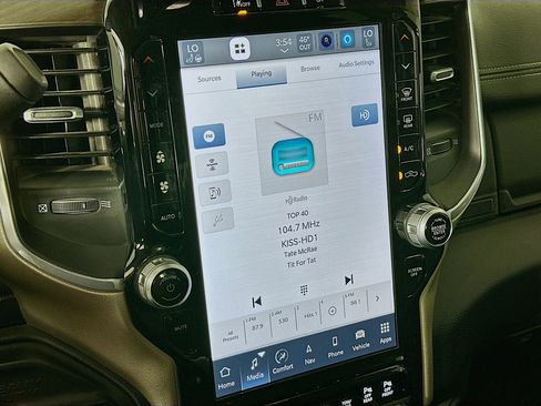 Used 2024 RAM 2500 Laramie w/ Safety Group image 21