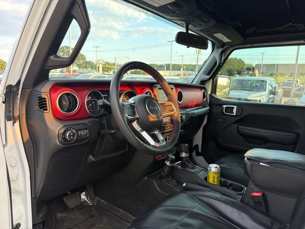 Used 2020 Jeep Gladiator Rubicon w/ Cold Weather Group AWD/4WD image 13