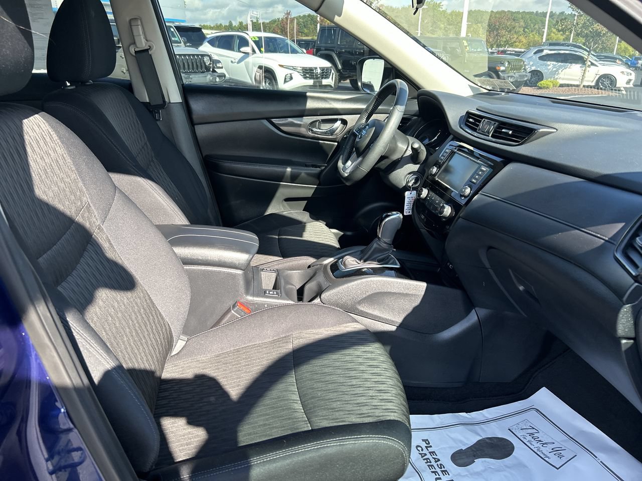 Used 2019 Nissan Rogue S w/ Special Edition Package FWD image 13