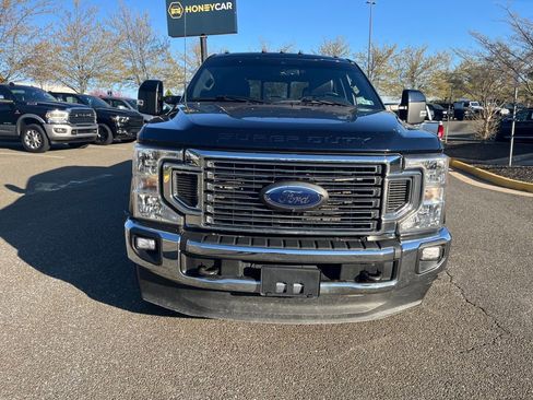 Used 2022 Ford F350 Lariat w/ Lariat Ultimate Package image 2