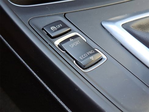 Used 2018 BMW 230i xDrive 230i xDrive w/ Premium Package Enhanced image 17