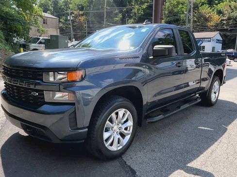 Certified 2020 Chevrolet Silverado 1500 Custom w/ Custom Value Package image 4