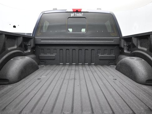 Used 2022 Ford F150 Lariat image 7