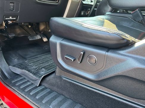 Used 2019 Ford F250 Lariat w/ Chrome Package AWD/4WD image 13