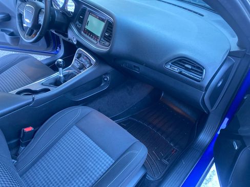 Used 2018 Dodge Challenger R/T w/ Driver Convenience Group image 27