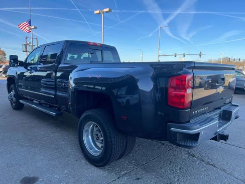 Used 2015 Chevrolet Silverado 3500 LTZ w/ Duramax Plus Package image 6