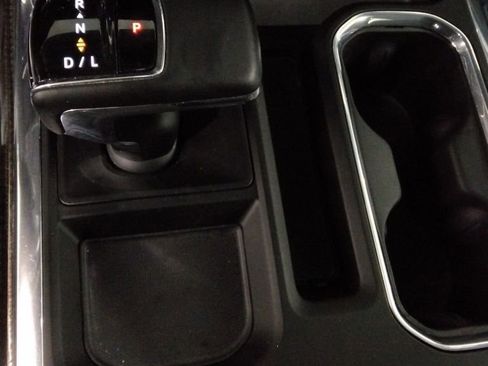 Used 2023 Chevrolet Silverado 1500 RST image 15