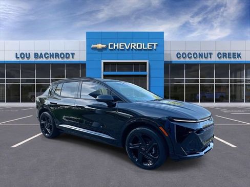 Used 2026 Chevrolet Equinox EV RS FWD image 2