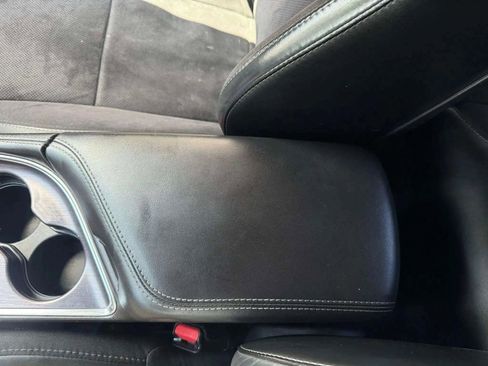 Used 2018 Dodge Challenger SXT Plus image 25