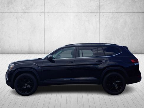 New 2026 Volkswagen Atlas SE image 8