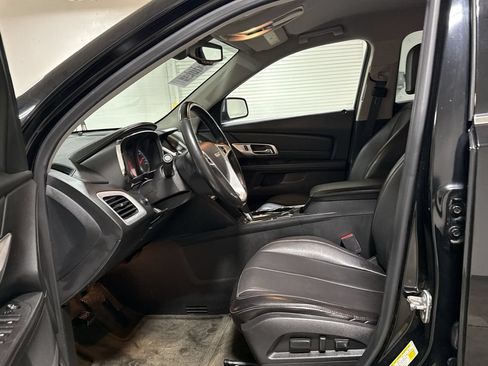 Used 2017 GMC Terrain SLT AWD/4WD image 19