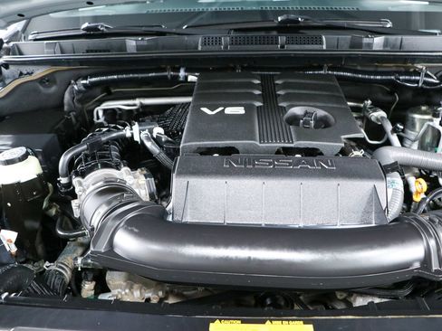 Used 2022 Nissan Frontier PRO-4X w/ Pro-4X Premium Package AWD/4WD image 33