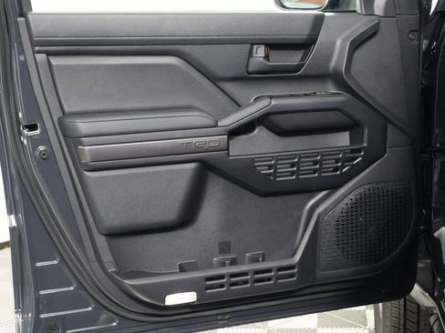 Used 2025 Toyota 4Runner TRD Sport image 12