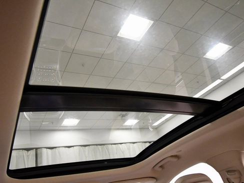 Used 2020 Lincoln Nautilus Reserve w/ Cargo Utility Package image 15