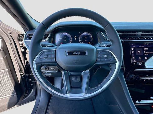 New 2026 Jeep Grand Cherokee Laredo AWD/4WD image 7