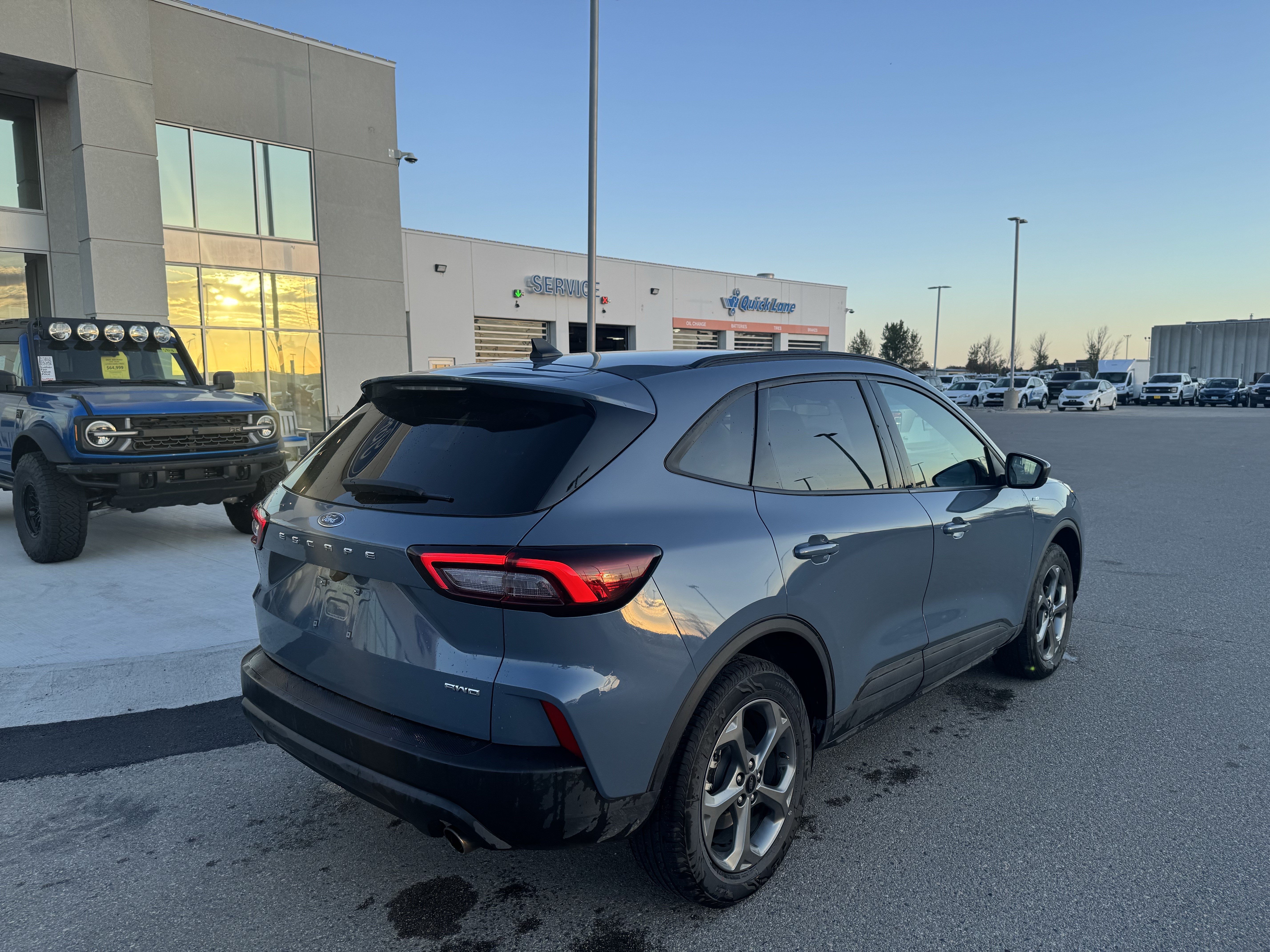 Used 2025 Ford Escape ST-Line Select AWD/4WD image 5