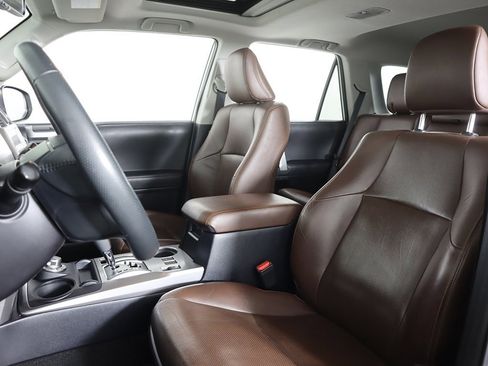 Used 2020 Toyota 4Runner Limited image 29