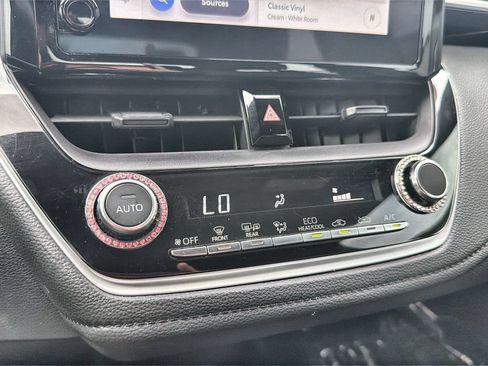 Used 2023 Toyota Corolla SE FWD image 16
